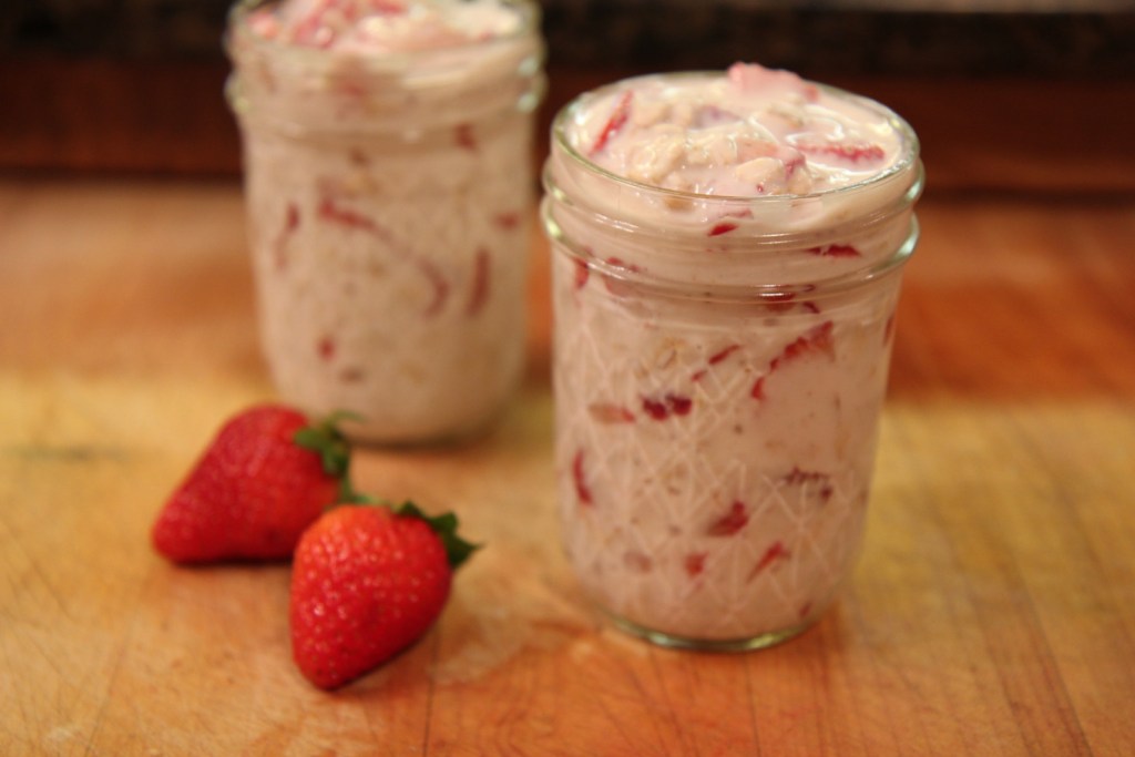 Strawberry Yogurt Breakfast Parfaits posted by Brian&nbsp;Brijbag